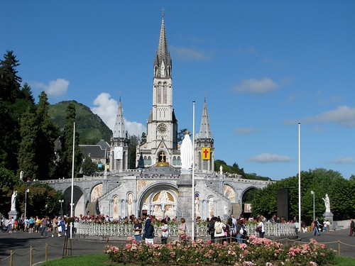 Lourdes - Basilica | Lourdes 2008 | Vincenzo Patricolo | Flickr