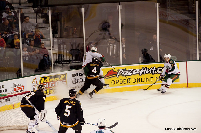 Texas Stars Check The Opposition