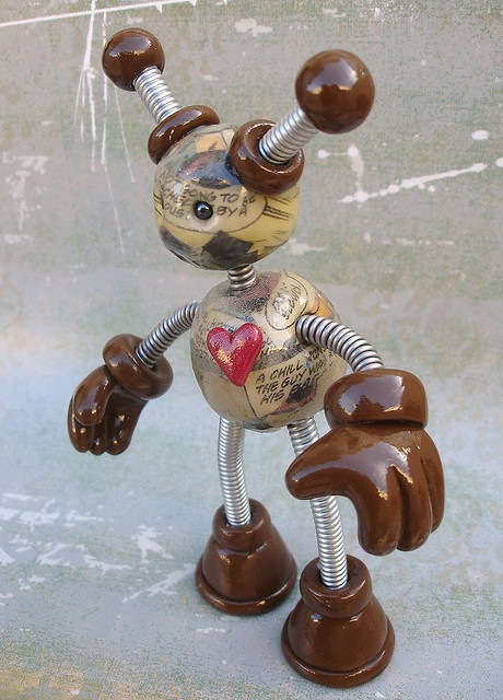 Robot Sculpture - Baxtor Brown Comic Book Bot
