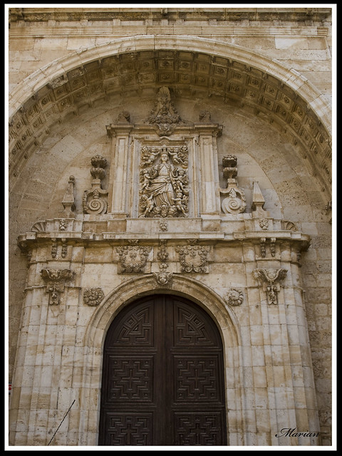 Detalle de la Puerta Lateral.