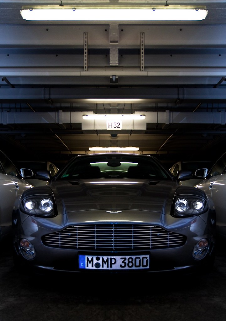 Aston Martin V12 Vanquish by T-low Photography