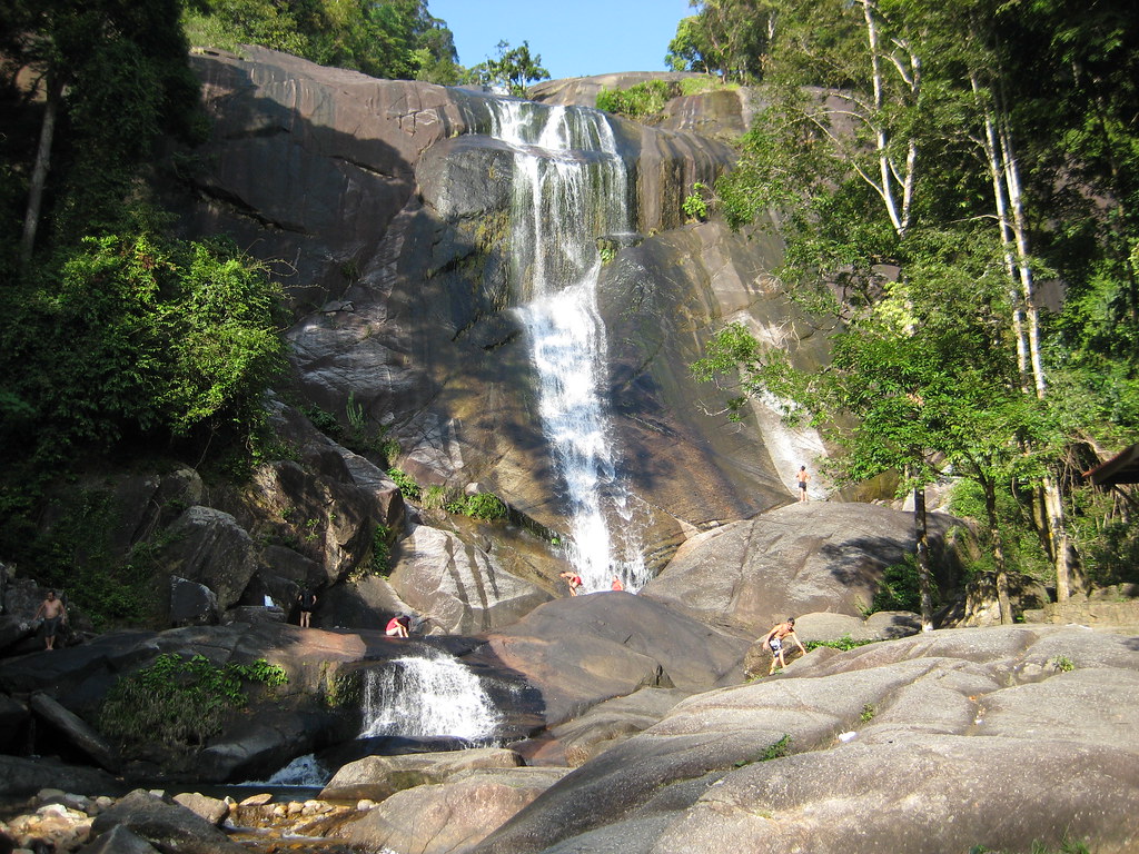 Tujuh waterfalls telaga Langkawi Private