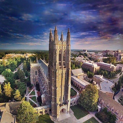 This view is what you signed up for, #Duke2021 ???? How excited are you to be part of the #DukeFamily? #PictureDuke #ChapelPic | : @dukechapel