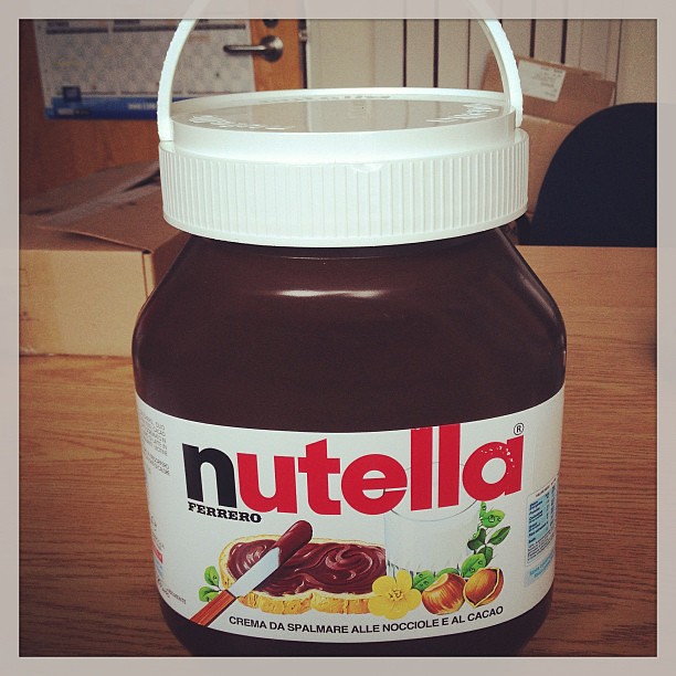 And that's what a 5kg jar of #nutella looks like! Awesome!…