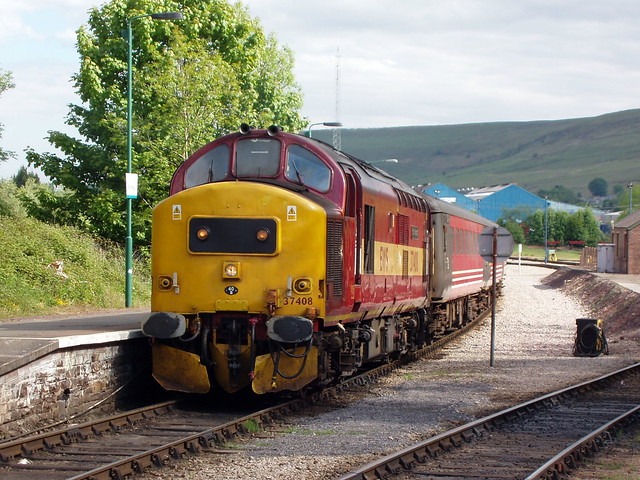 014. 37408 at Rhymney. 29-May-05; Ref-D2-P50 | Paul Fuller | Flickr