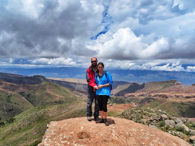 A man and woman standing on rocks at Parque Nacional Torotoro Bolivia