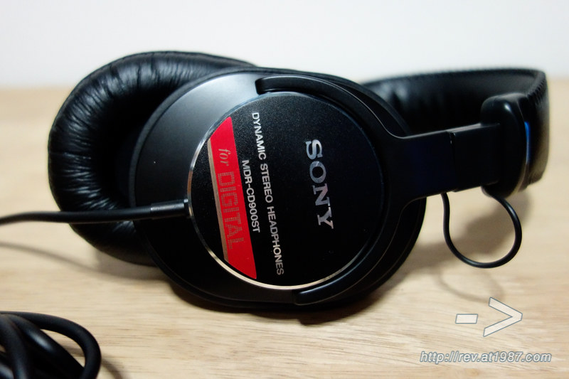 Sony MDR-CD900ST | Read the review in Thai at rev.at1987.com… | Flickr