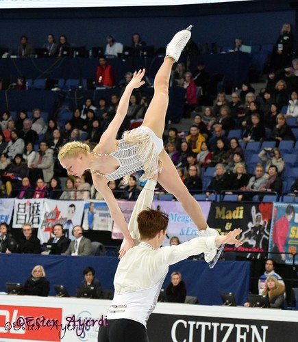 Evgenia Tarasova & Vladimir Morozov (RUS) | by ester.ayerdi