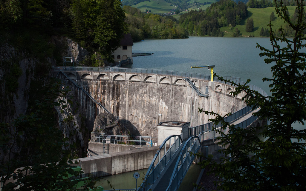 Switzerland - Barrage de Montsalvens | Faustino Garcia | Flickr