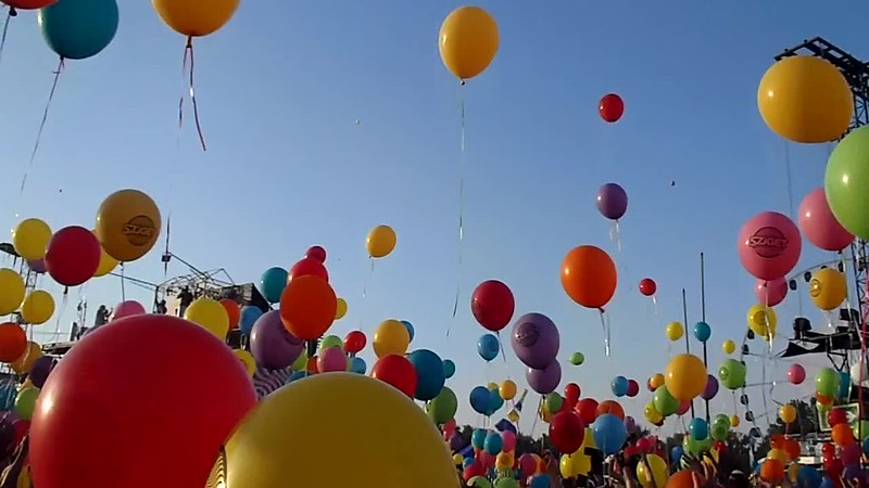 153 Balloon Party