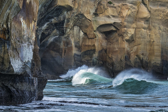 Waves at Tunnel Beach