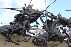 Monumento a los Lanceros