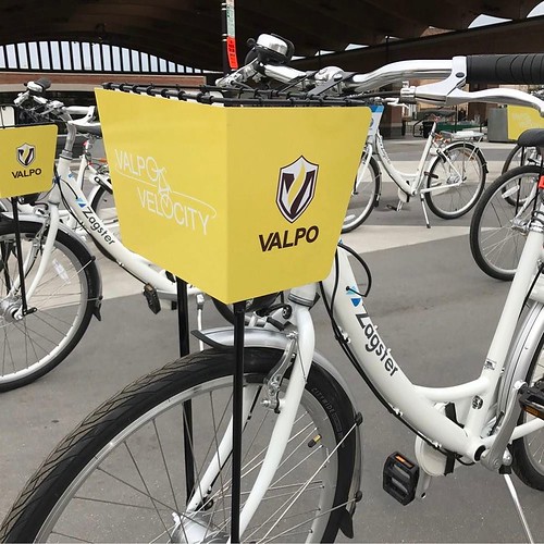 Now that's a good-looking bike basket. #bikeshare #govalpo