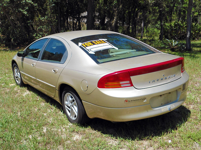Rear Side View, 2000 Dodge Intrepid