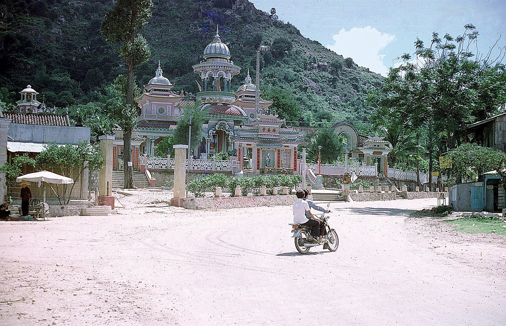 Chau Doc 1973 - Chùa Tây An (Núi Sam) - 1973