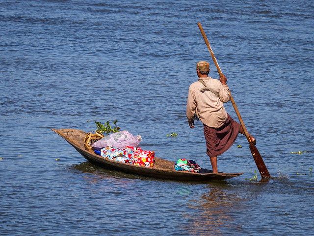 Myanmar - Leg Rowing at Inle Lake