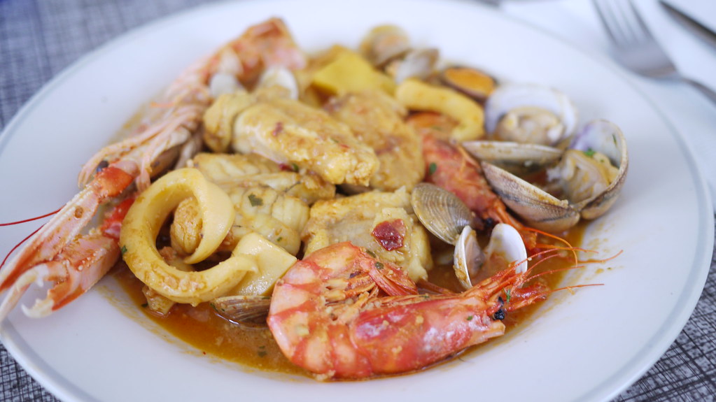 P1030281 | Suquet de peix | Lacuchara Spanishfood | Flickr