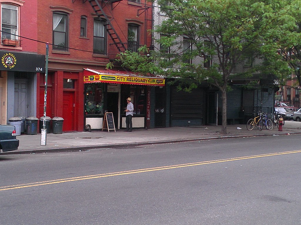 City Reliquary, Williamsburg
