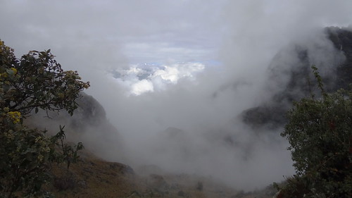Abra de Runkuracay pass | by alex_7719