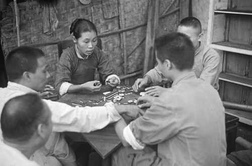 上海麻将牌，铜板当筹码 1937 Shanghai Mahjong