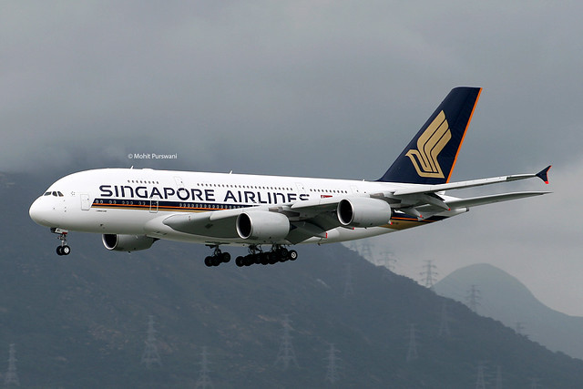 Singapore Airlines (SQ/SIA) / A380-841 / 9V-SKI / 07-19-2009 / HKG