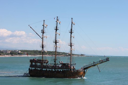 IMG_8456_Side-pirate-ship