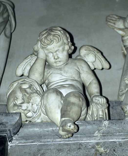 Amiens, cathédrale Notre-Dame, intérieur, l'ange pleureur
