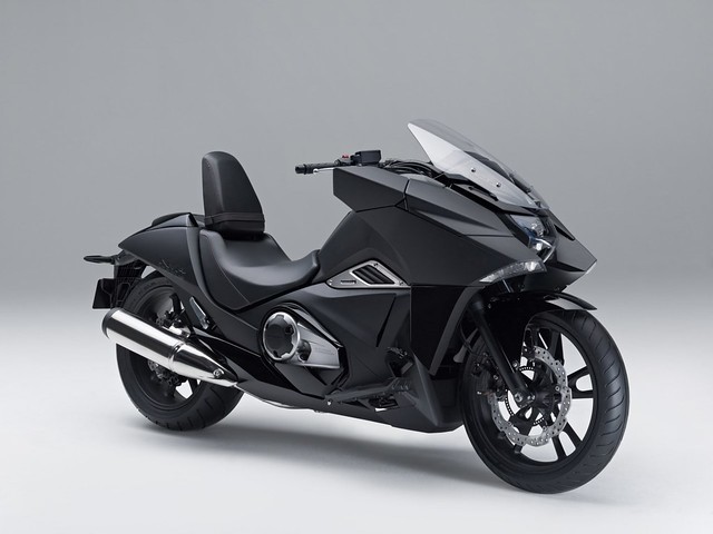 Honda NM4 Vultus