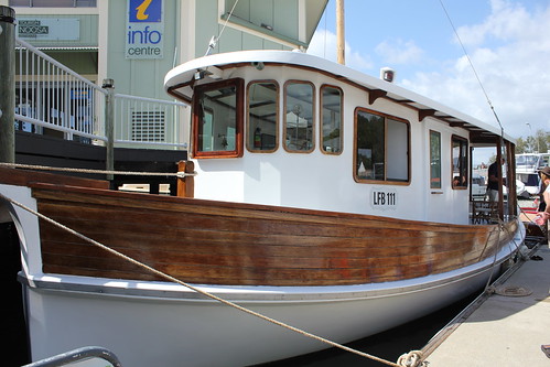 australia queensland woodenboat classicboats tewantin noosamarina noosaclassicboatregatta lfb111