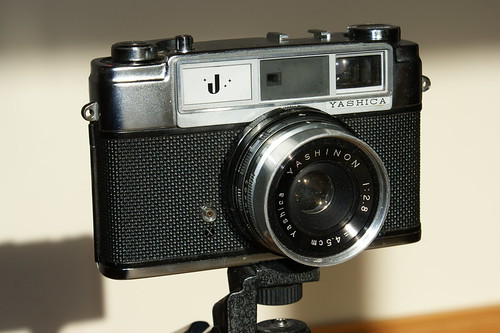 Yashica J rangefinder 35mm | by esb1001