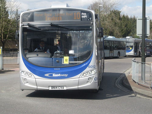 Metro Bus 12 BN14CVA | Seen in Crawley on route 10 All image… | Flickr
