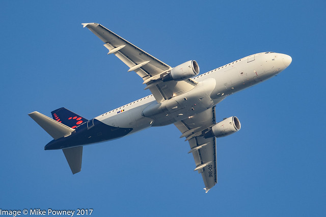 OO-SNE - 2010 build Airbus A320-214, early morning rotation to Brussels