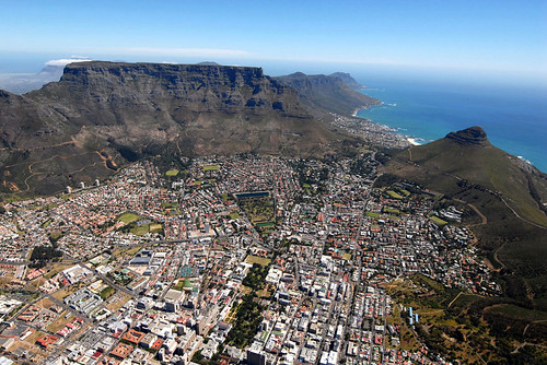 aerial-view-of-the-city-bowl-cape-town-hiltont-flickr