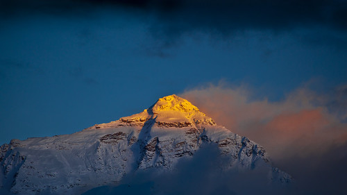 china sunset sun reflections golden evening peak tibet summit everest mounteverest sagarmatha rongbuk chomolungma