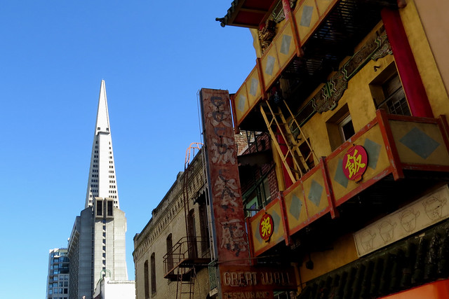 Transamerica Pyramid and Great Wall restaurant viewed from Grant Avenue in San Francisco's Chinatown 170211-133002 C4