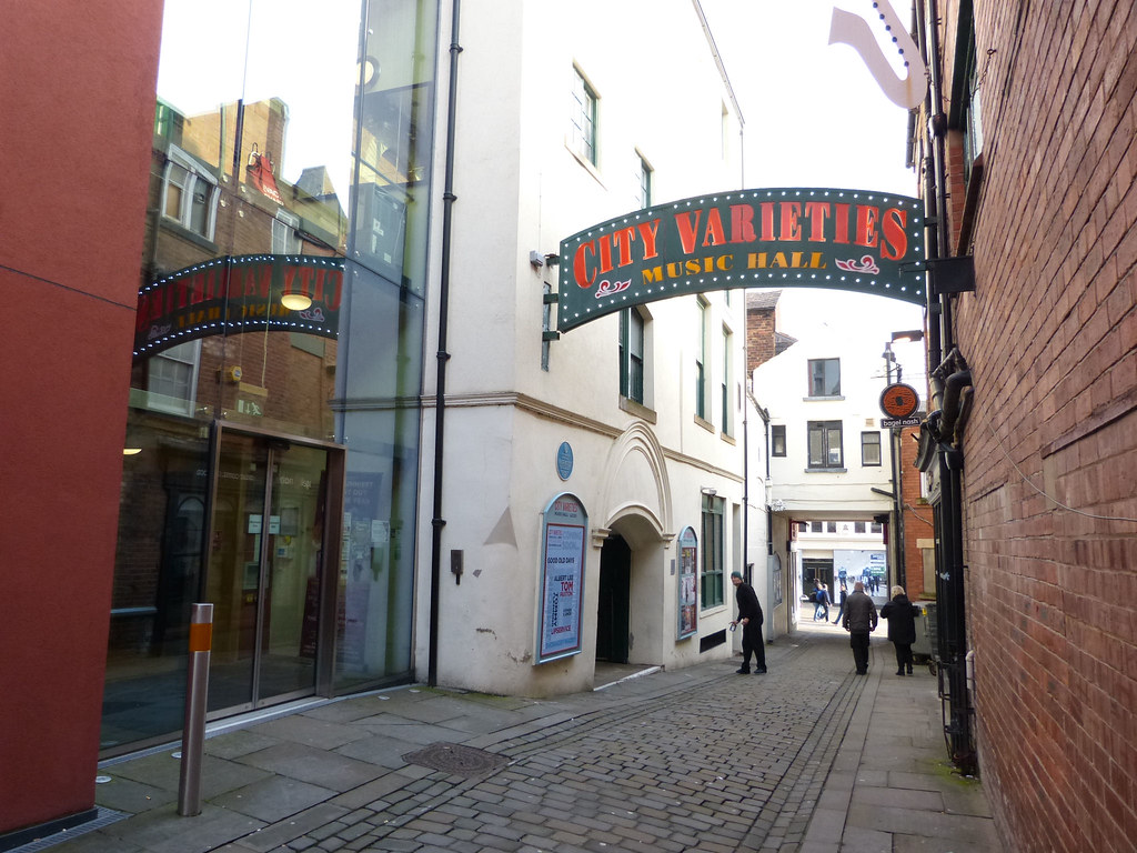 Open Plaque - Leeds, Swan Street [City Varieties Music Hal… | Flickr