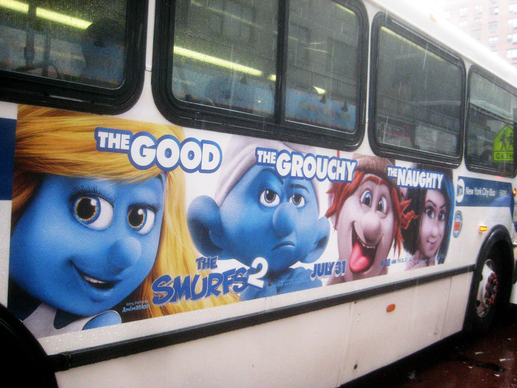 Smurfs Two Bus AD 2505 | Smurfs Two Bus AD - movie poster bi… | Flickr