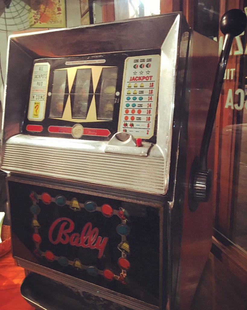 Bally slots #Bally #slotmachine #fruitmachine #slots #bar \u2026 | Flickr