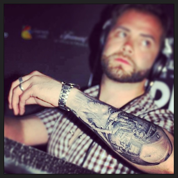 escher #tattoo #ink #dj #mikankh #gig #vansmx #vansoffthe… | Flickr