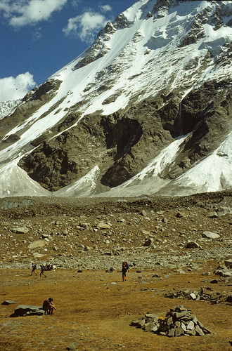 himalayas mountains phabrang