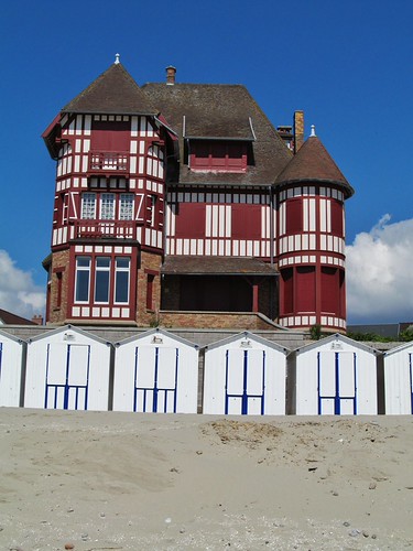 Beach huts, Le Crotoy, France | by gray_enamel