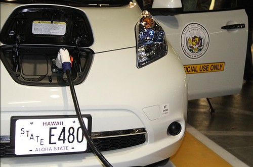 120131-abercrombie-hawaii-electric-vehicle-ready-program-0-flickr