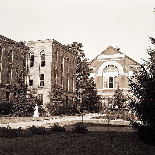 Who thinks they can identify this old campus building in this week's #TBT? While we love the innovative nature of our campus construction, we enjoy looking back and having appreciation for the great buildings that have come before!