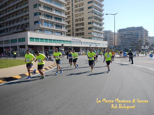 13^ La Mezza Maratona di Genova e Corri di Genova | by Rob Bolognesi