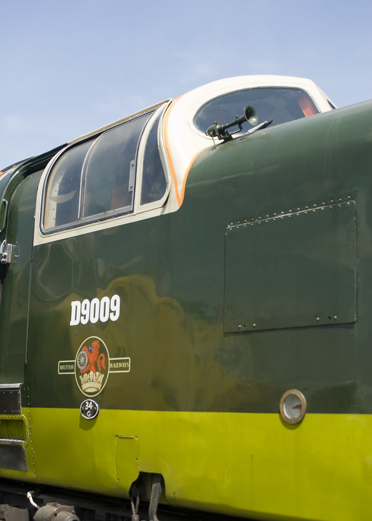 317959 | Cabside detail English Electric Type 5 Deltic, Didc… | Flickr