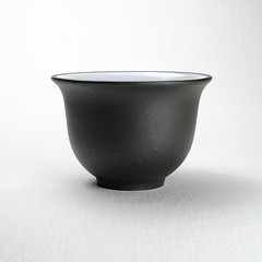 Mr. Shao black and white cup