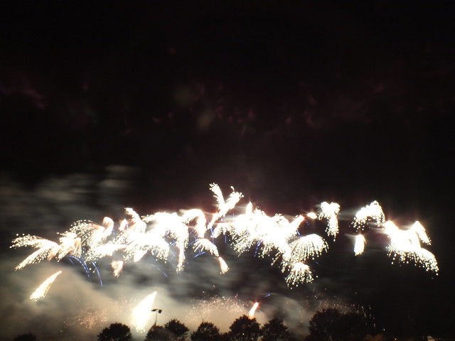 DSCF0185 Fireworks, Victoria Park, Southport