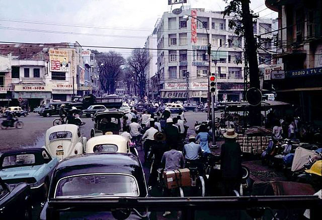 Saigon 1970 - Ngã tư Lê Lợi-Pasteur