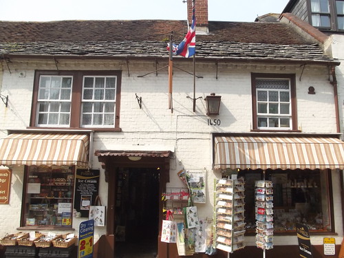 Ye Olde Eight Bells Shoppe - 16 Church Street, Christchurch