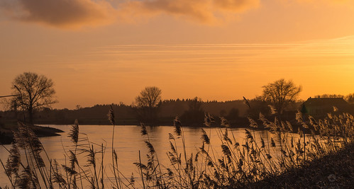 calm ijssel evening mood nowind marcvanveen pentax k50 smc water river sunset clouds riverbend